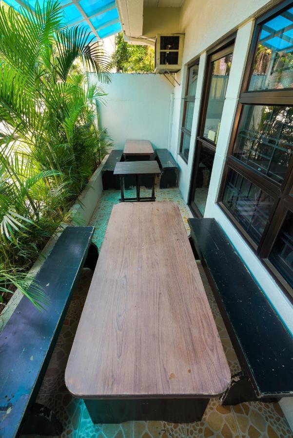 Tarasa Hostel Pasay Exterior foto