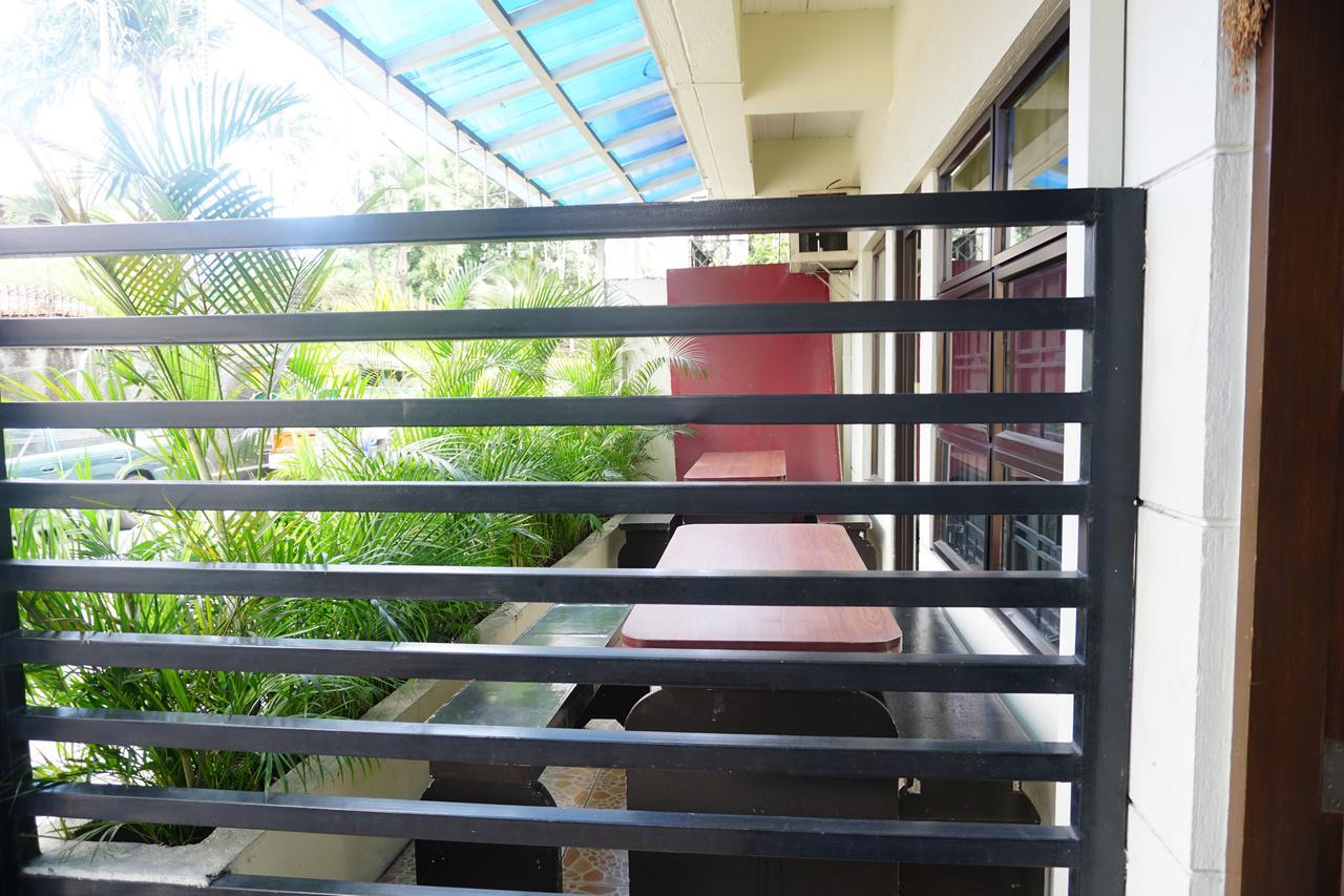Tarasa Hostel Pasay Exterior foto